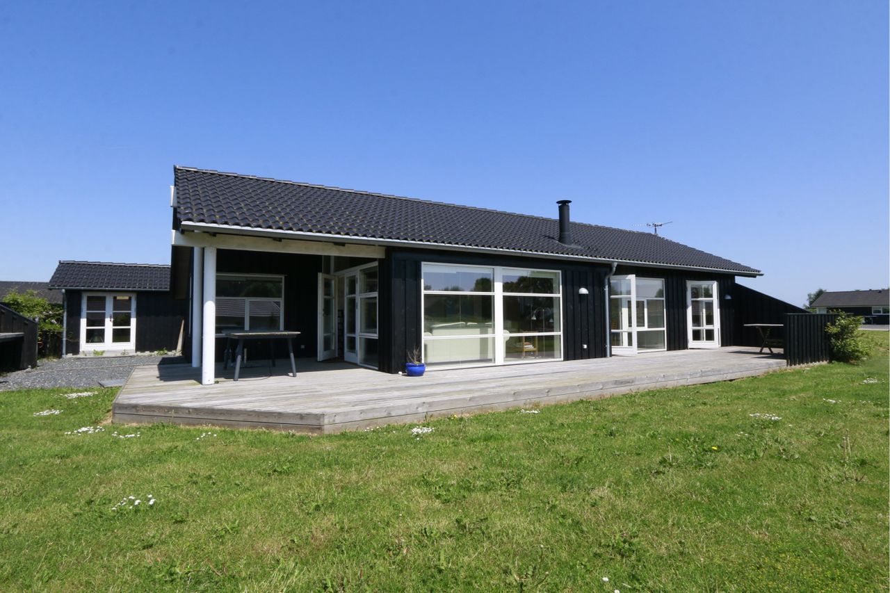 image 01